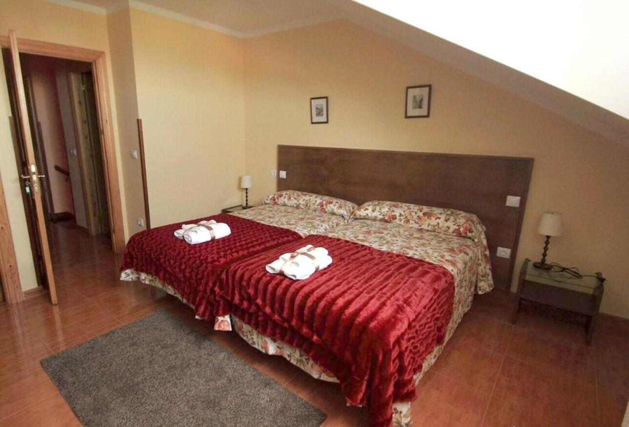 3 Bedrooms House With Furnished Terrace And Wifi At Ovinana Cudillero Esterno foto