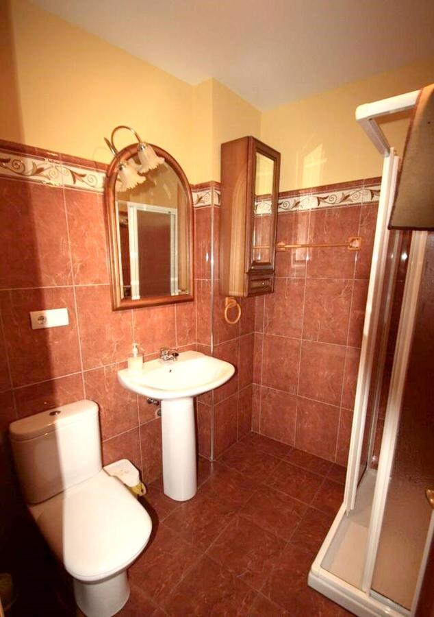 3 Bedrooms House With Furnished Terrace And Wifi At Ovinana Cudillero Esterno foto